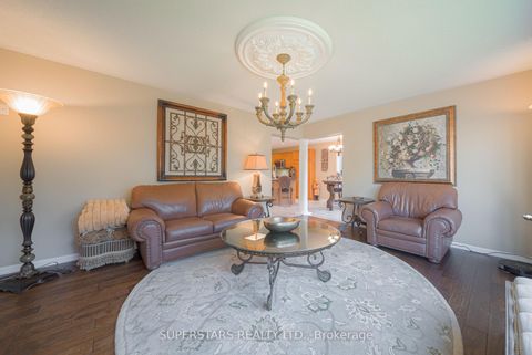 Photo 15 at 166 Worthington Avenue, Oak Ridges Lake Wilcox, Richmond Hill