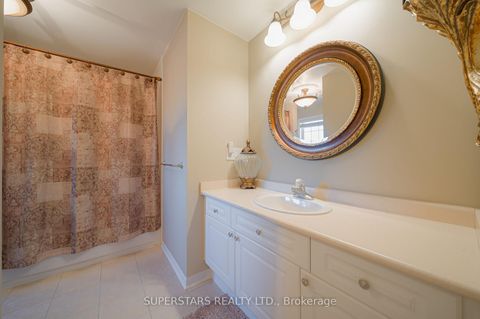 Photo 27 at 166 Worthington Avenue, Oak Ridges Lake Wilcox, Richmond Hill