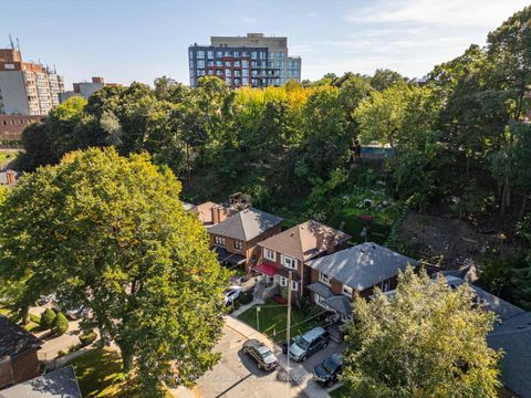 Photo 31 at 45 Birchview Crescent, High Park North, Toronto