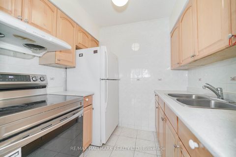 Photo 14 at 411 - 50 LOTHERTON Pathway, Glen Park, Toronto