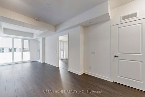 Photo 8 at 737 - 543 Richmond Street W, Waterfront Communities C1, Toronto