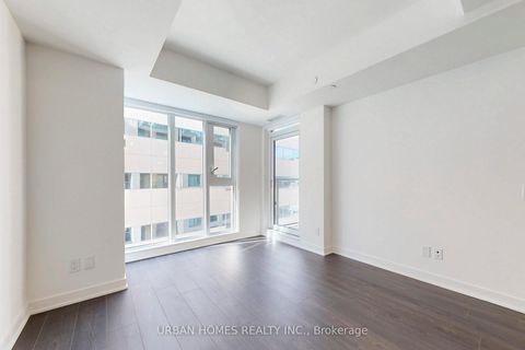 Photo 9 at 737 - 543 Richmond Street W, Waterfront Communities C1, Toronto