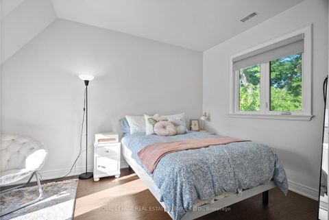 Photo 29 at 132 Strath Avenue, Kingsway South, Toronto