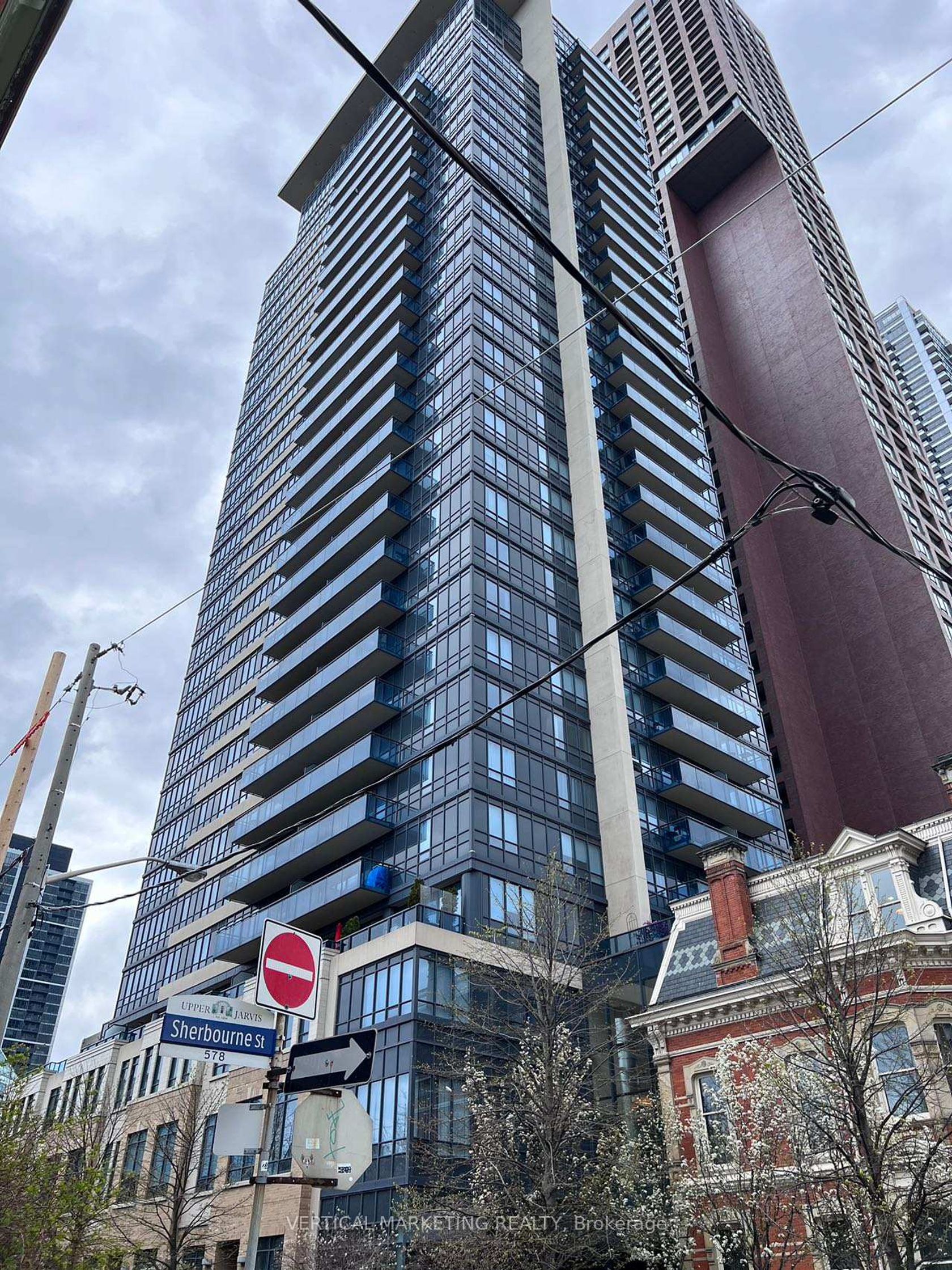 1605 - 28 Linden Street, North St. James Town, Toronto 