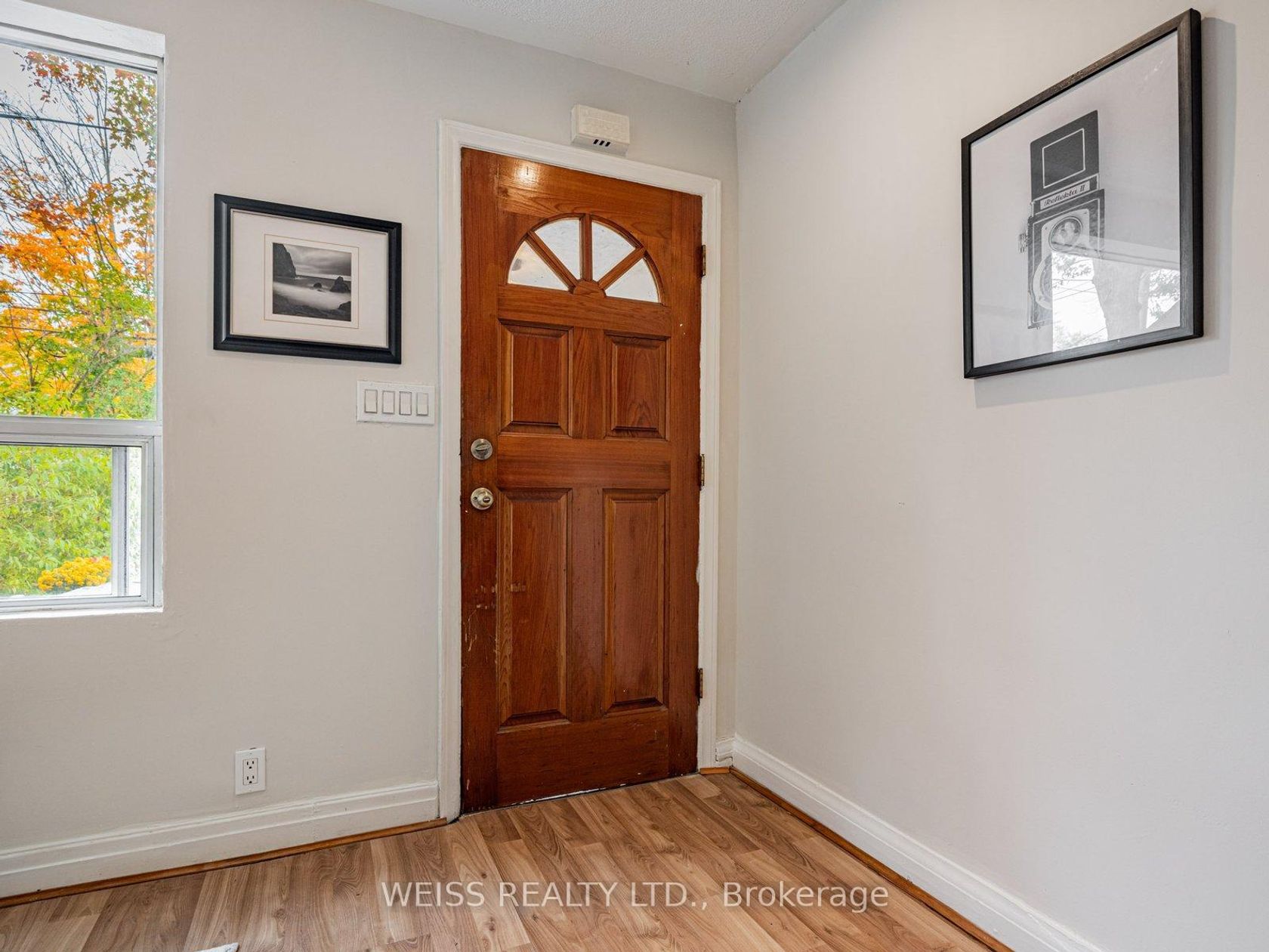 Photo 2 at 3 Khedive Avenue, Lawrence, Toronto Photo 2 at 3 Khedive Avenue, Lawrence, Toronto