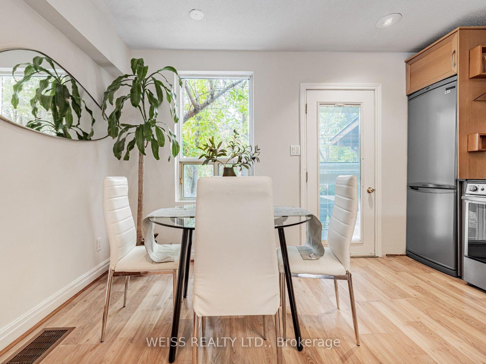 Photo 11 at 3 Khedive Avenue, Lawrence, Toronto Photo 11 at 3 Khedive Avenue, Lawrence, Toronto