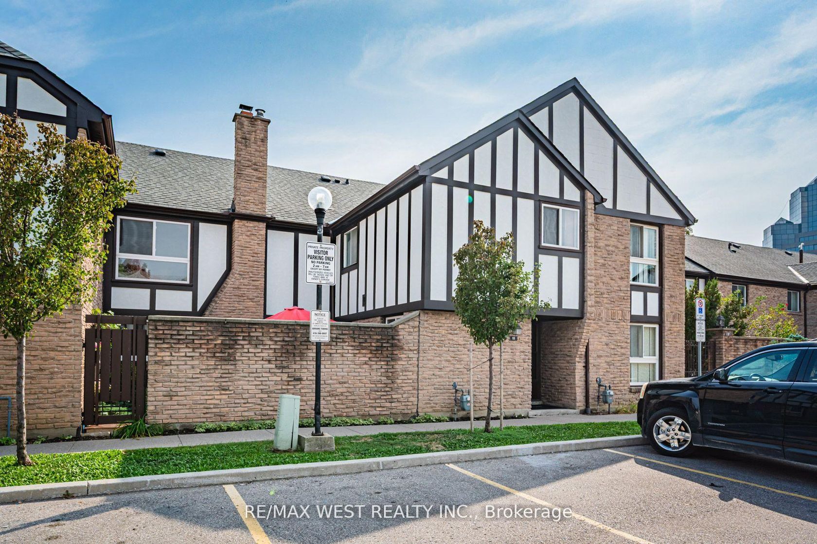 15 - 2 Dailing Gate, Malvern, Toronto 