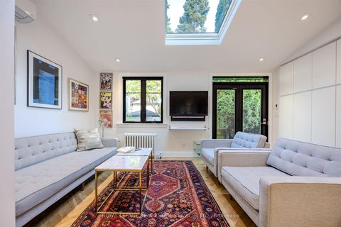 Photo 9 at 20 Verbena Avenue, Swansea, Toronto