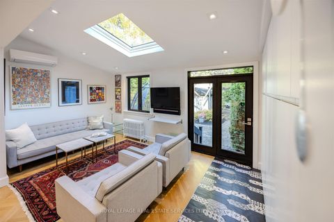 Photo 10 at 20 Verbena Avenue, Swansea, Toronto