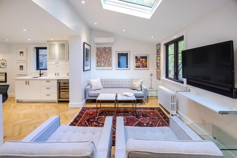 Photo 11 at 20 Verbena Avenue, Swansea, Toronto