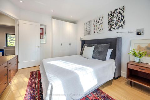 Photo 14 at 20 Verbena Avenue, Swansea, Toronto