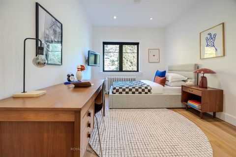 Photo 15 at 20 Verbena Avenue, Swansea, Toronto