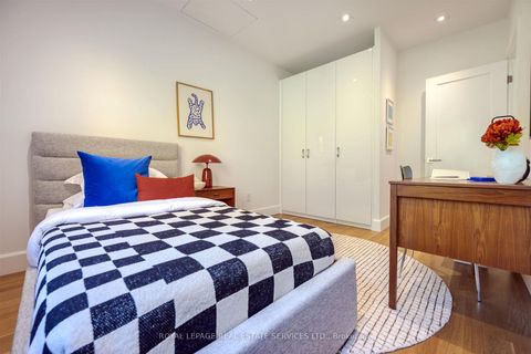 Photo 16 at 20 Verbena Avenue, Swansea, Toronto