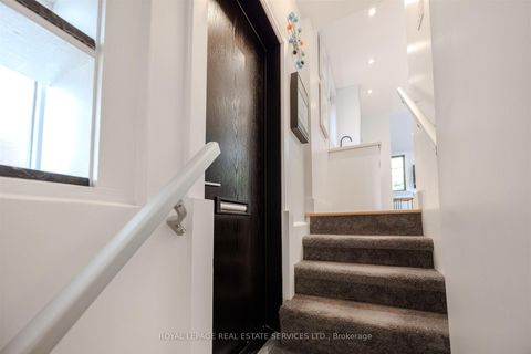 Photo 20 at 20 Verbena Avenue, Swansea, Toronto