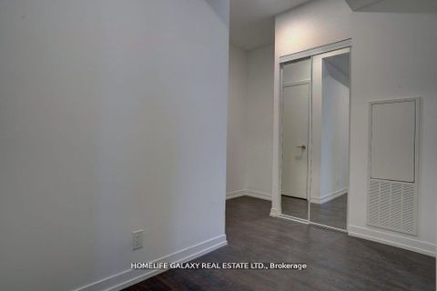 Photo 5 at 307 - 2020 Bathurst Street, Cedarvale, Toronto
