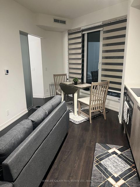 Photo 10 at 307 - 2020 Bathurst Street, Cedarvale, Toronto