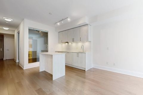 Photo 8 at 808 - 88 Cumberland Street, Annex, Toronto