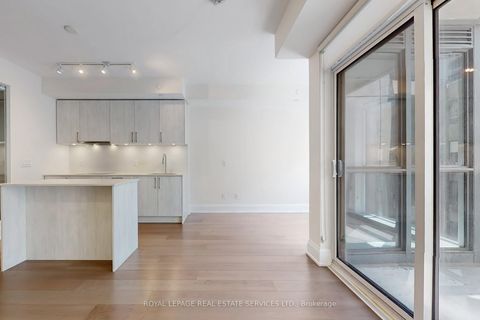 Photo 9 at 808 - 88 Cumberland Street, Annex, Toronto