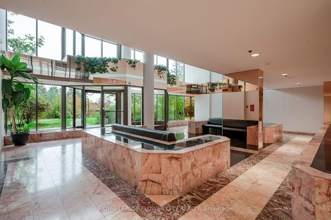 Photo 2 at 611 - 1 Rowntree Road N, Jamestown, Toronto