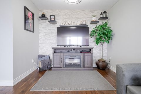 Photo 24 at 611 - 1 Rowntree Road N, Jamestown, Toronto