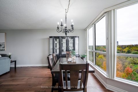 Photo 28 at 611 - 1 Rowntree Road N, Jamestown, Toronto