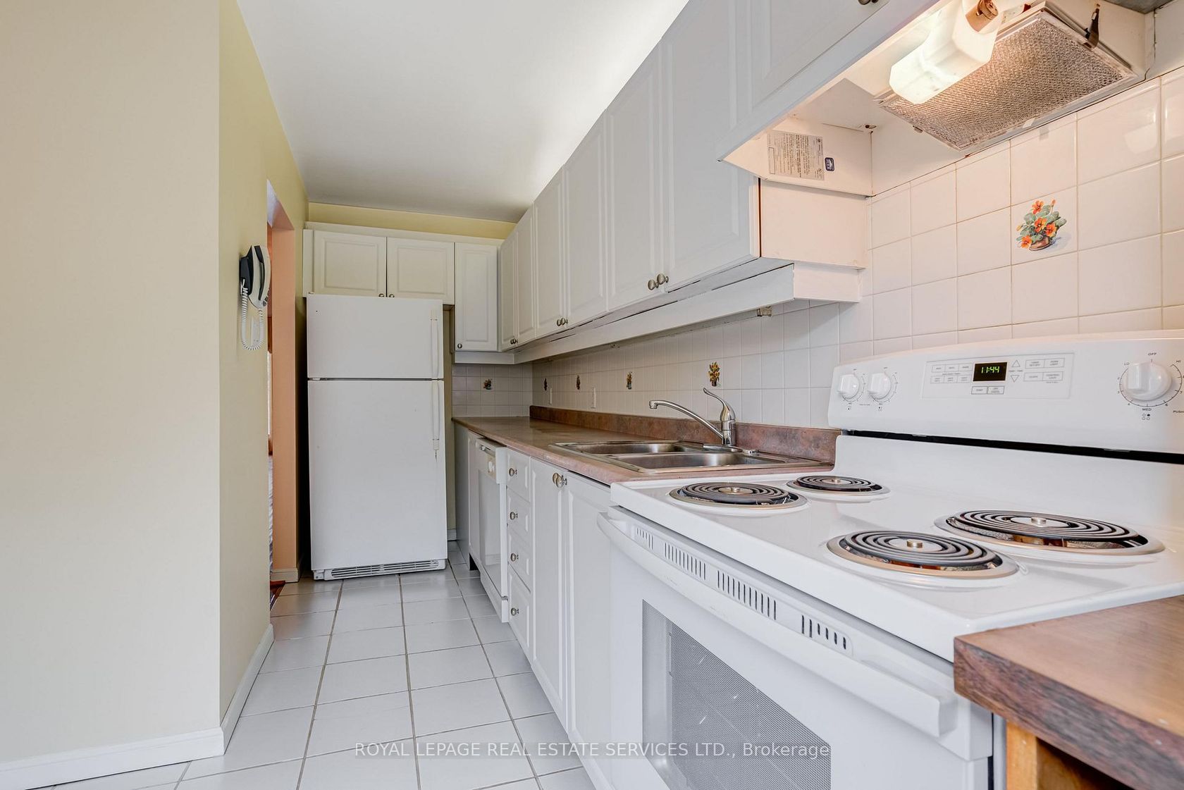 Photo 7 at 64 Arnold Avenue, Regent Park, Toronto Photo 7 at 64 Arnold Avenue, Regent Park, Toronto