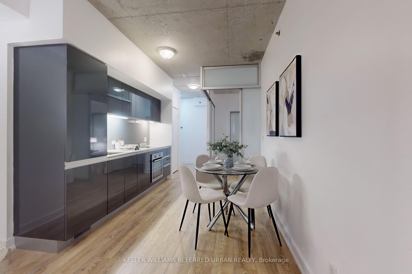 416 - 20 Gladstone Avenue, Little Portugal, Toronto  by Loree Meneguzzi Real Estate 416 - 20 Gladstone Avenue, Little Portugal, Toronto