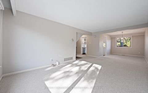 Photo 9 at 18 Silver Shadow Path, Markland Wood, Toronto