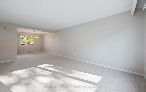 Photo 10 at 18 Silver Shadow Path, Markland Wood, Toronto