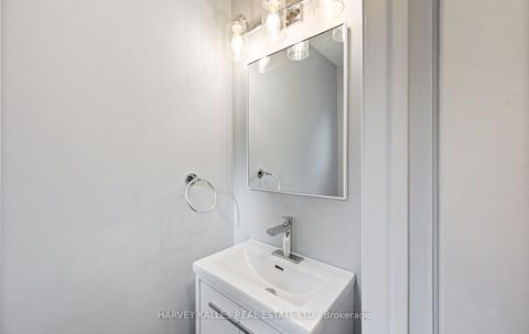 Photo 24 at 18 Silver Shadow Path, Markland Wood, Toronto