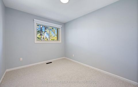Photo 25 at 18 Silver Shadow Path, Markland Wood, Toronto
