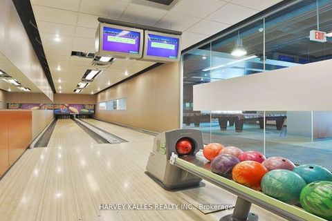 Photo 5 at 208 - 5 Mariner Terrace, Waterfront Communities C1, Toronto