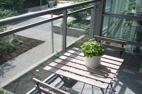 Photo 22 at 208 - 5 Mariner Terrace, Waterfront Communities C1, Toronto