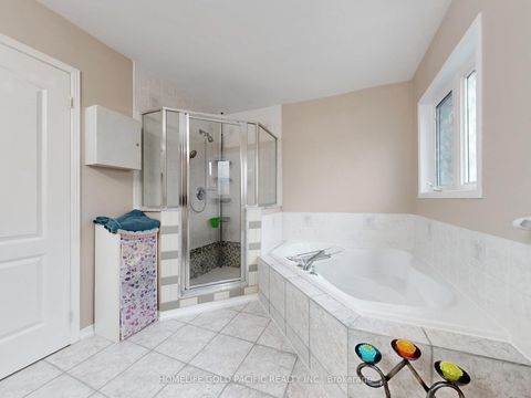 Photo 24 at 26 Rollinghill Road, Jefferson, Richmond Hill