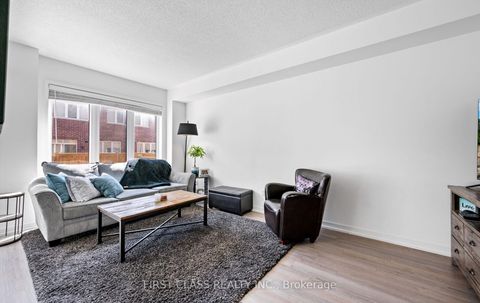 Photo 19 at 107 Knott End Crescent, Glenway Estates, Newmarket