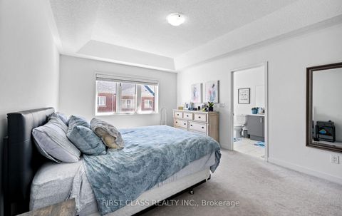 Photo 31 at 107 Knott End Crescent, Glenway Estates, Newmarket