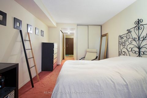 Photo 15 at 307 - 211 St Patrick Street, Chinatown, Toronto