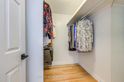 Photo 22 at 1397 Helen Court, WO West, Oakville