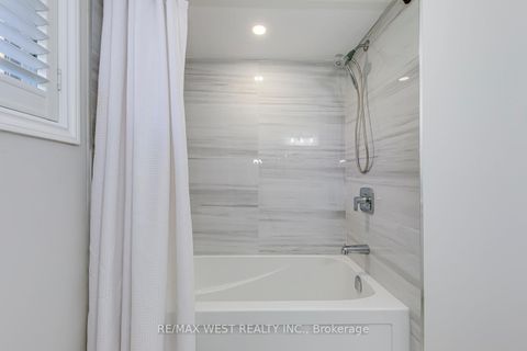 Photo 26 at 1397 Helen Court, WO West, Oakville