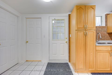 Photo 27 at 1397 Helen Court, WO West, Oakville