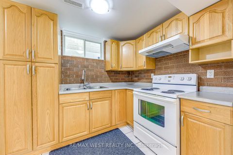 Photo 30 at 1397 Helen Court, WO West, Oakville