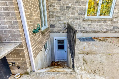 Photo 43 at 1397 Helen Court, WO West, Oakville