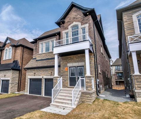 Photo 1 at 15 Seguin Street, Oak Ridges, Richmond Hill