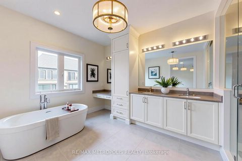 Photo 18 at 15 Seguin Street, Oak Ridges, Richmond Hill