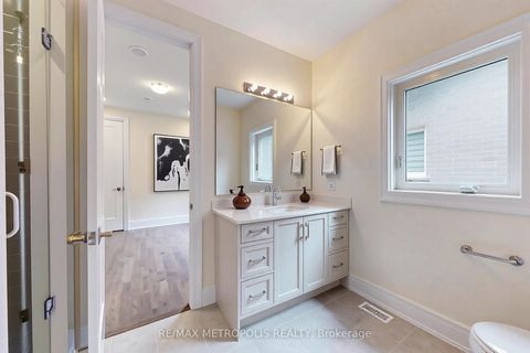 Photo 23 at 15 Seguin Street, Oak Ridges, Richmond Hill