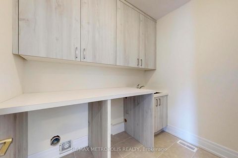 Photo 26 at 15 Seguin Street, Oak Ridges, Richmond Hill