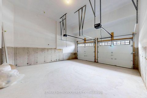 Photo 28 at 15 Seguin Street, Oak Ridges, Richmond Hill