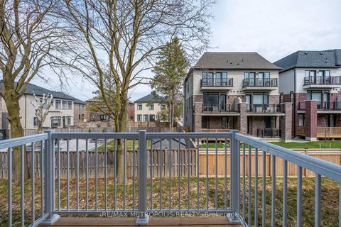 Photo 30 at 15 Seguin Street, Oak Ridges, Richmond Hill