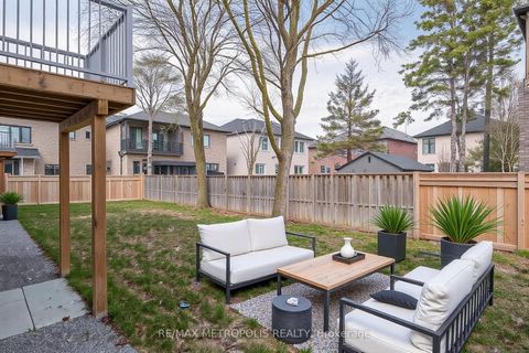 Photo 32 at 15 Seguin Street, Oak Ridges, Richmond Hill