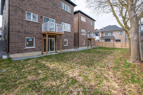 Photo 33 at 15 Seguin Street, Oak Ridges, Richmond Hill
